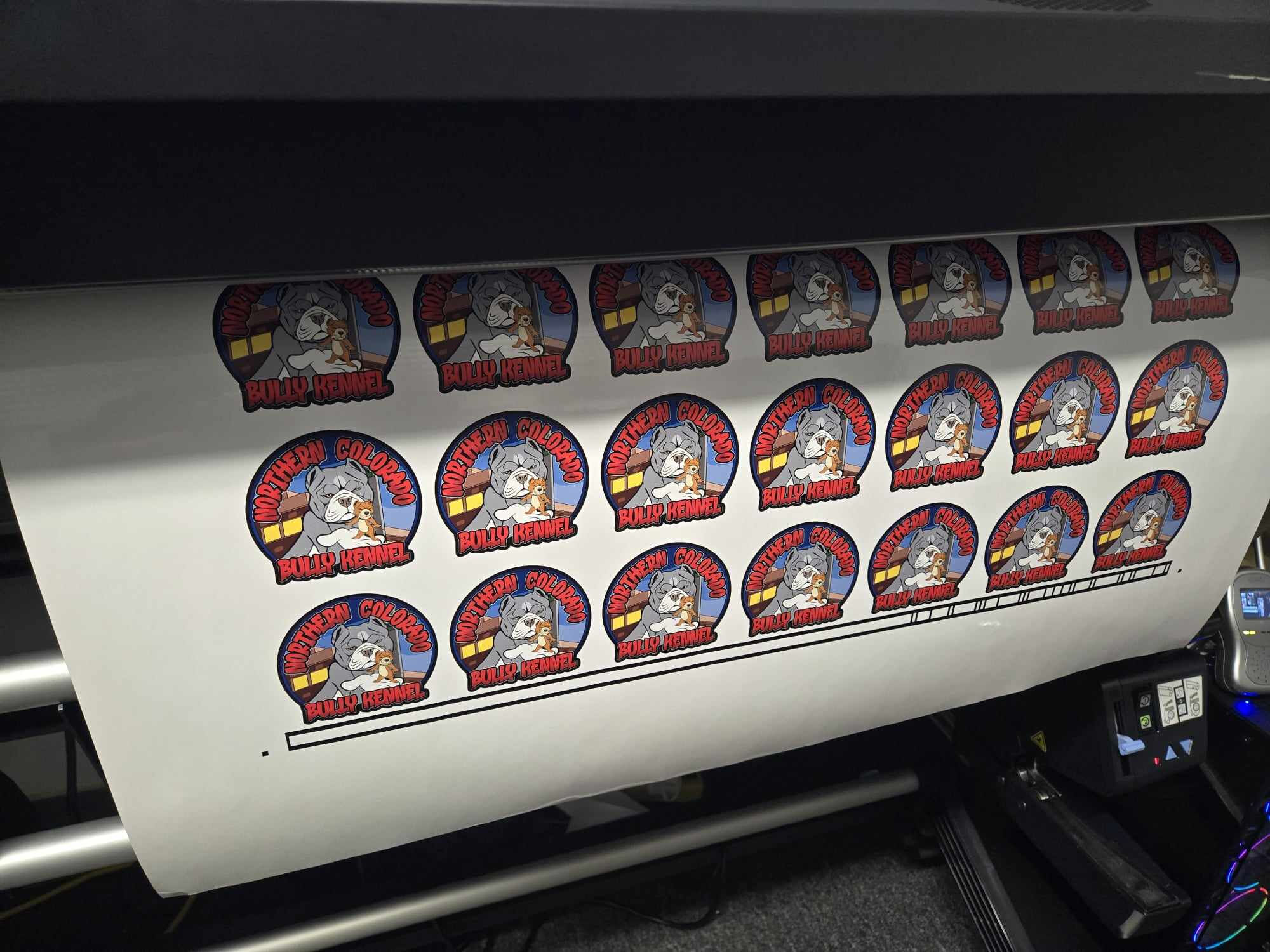 Custom sticker printing in Thornton with no minimums